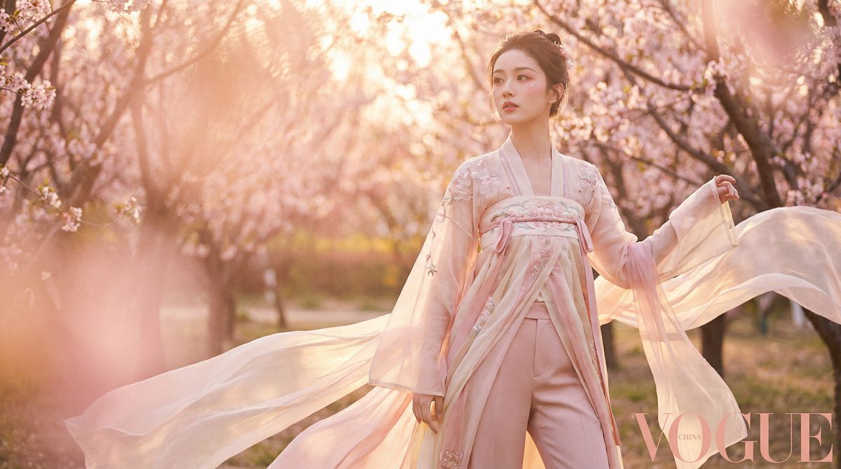 黄色仓库视频演示：古风写真MV拍摄视频教程